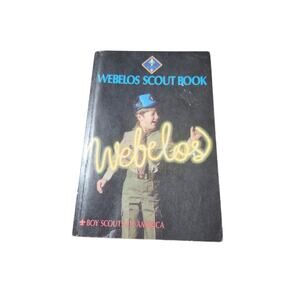 Vintage 1988 Webelos Scout Book Paperback Boy Scouts of America BSA Americana